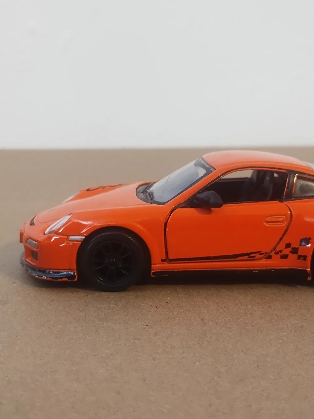 Kinsmart Porsche 911 GT3 RS Model Car Collectible Toy some scratches missing the